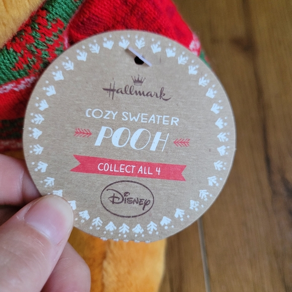 NWT ✨️ 10" Hallmark Cozy Sweater Pooh Plush - Picture 2 of 3
